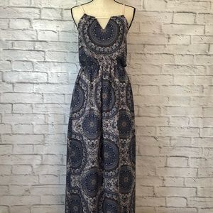 Charlotte Russe maxi dress size small